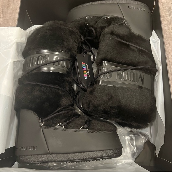 Moon Boot tall Icon black faux fur boots - Picture 7 of 14